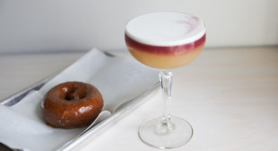Drink of the Week: Doughnut Lounge’s New York Sour – Eat it Kansas City