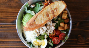 McLain’s Bakery Adds Lunch – Eat it Kansas City